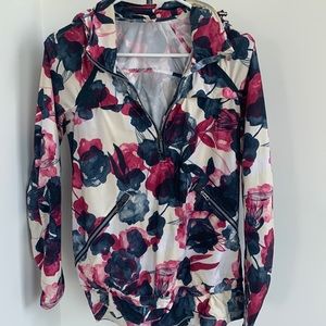 Lululemon windbreaker